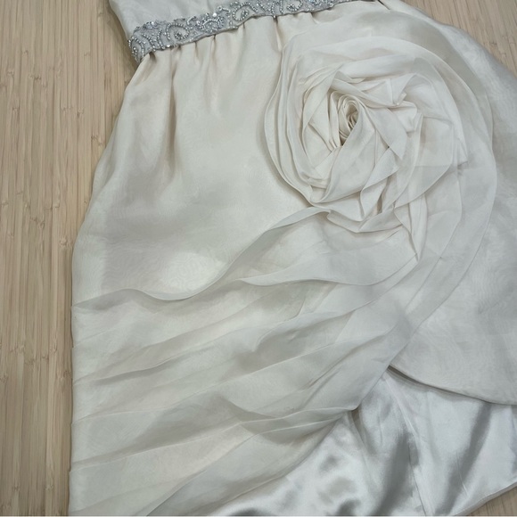 Rafael Cennamo silk beaded rosette mini dress size 4 2000’s vintage gossip girl - Picture 2 of 9